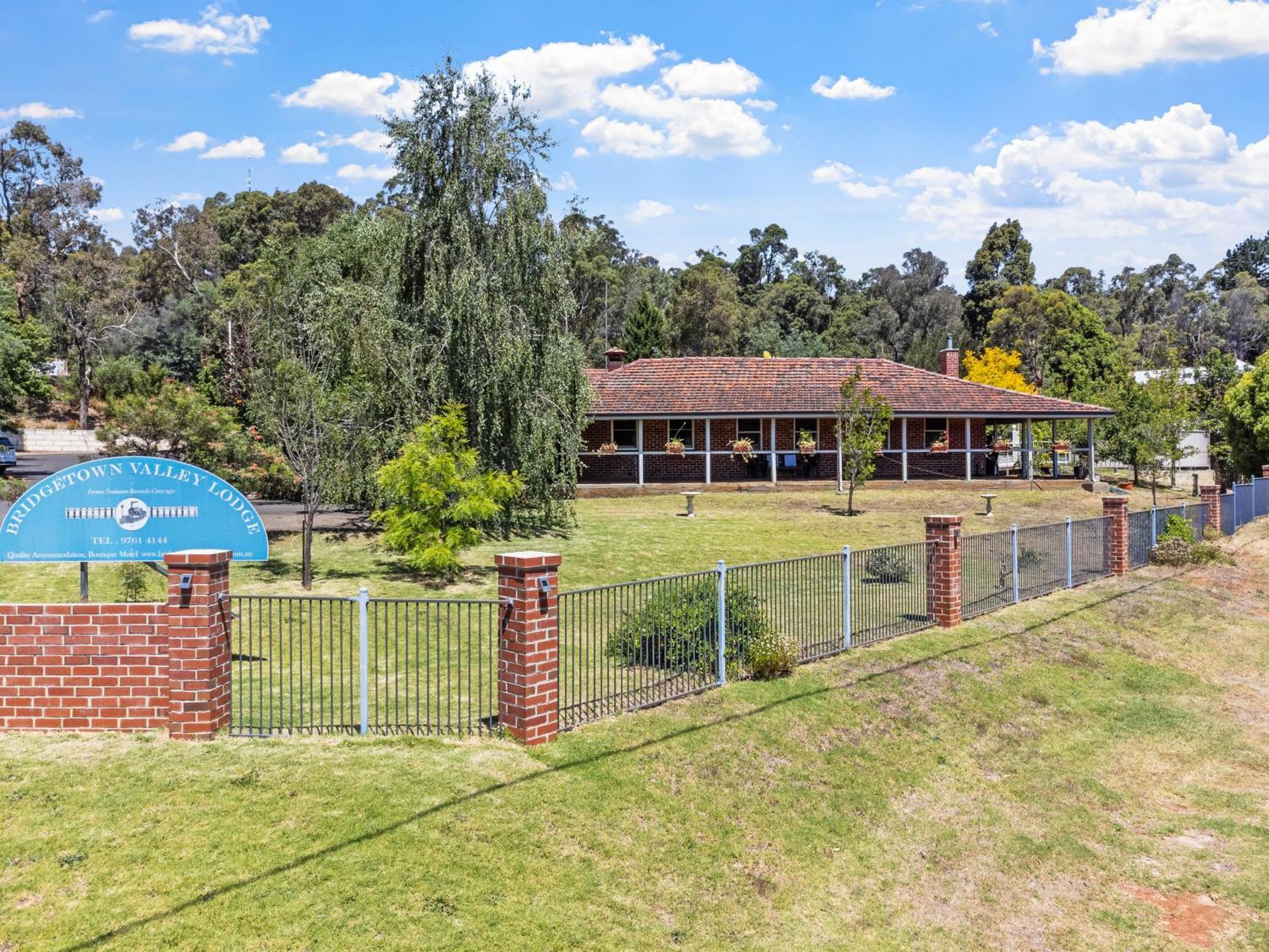 Valley 4* Bridgetown