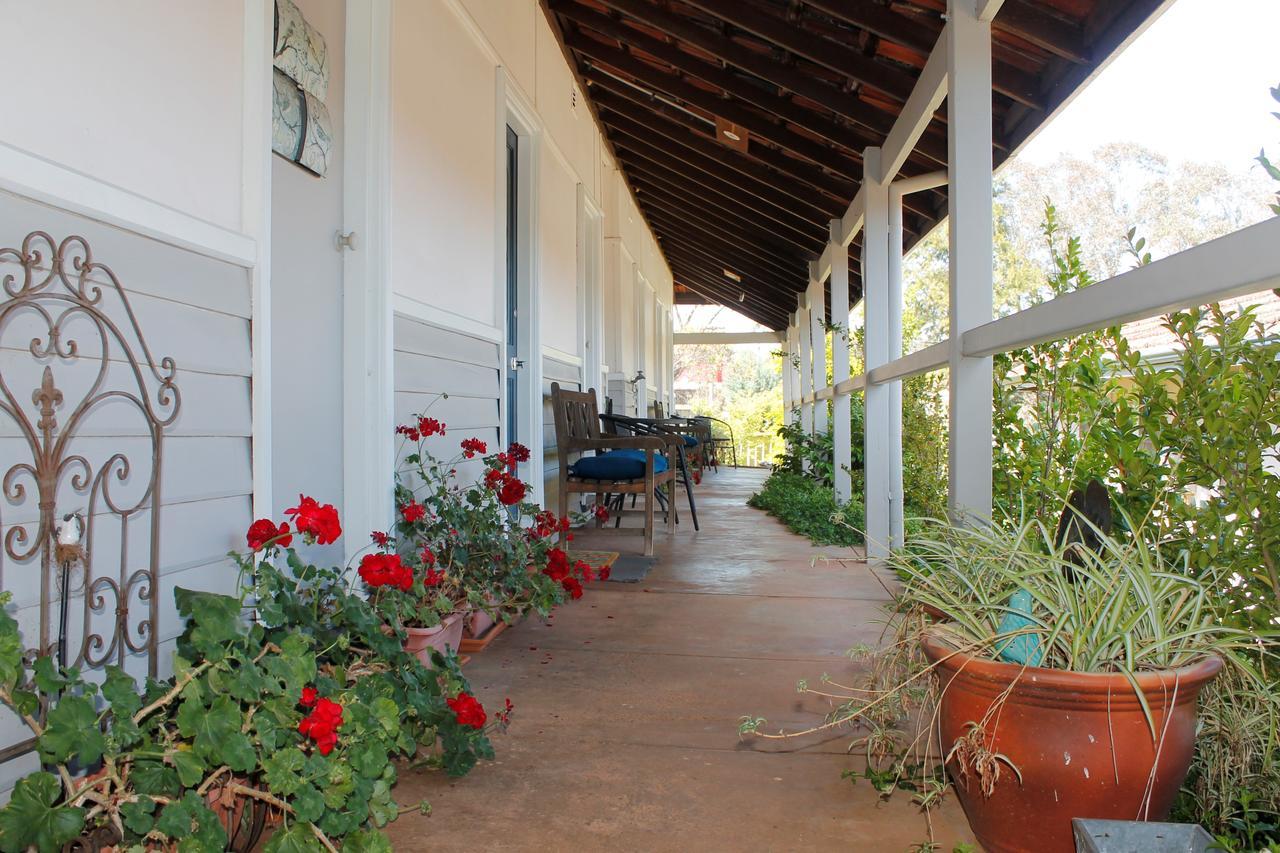 Valley Motel 4*